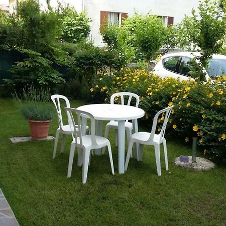 Casa Nanny Appartement Monzambano Buitenkant foto